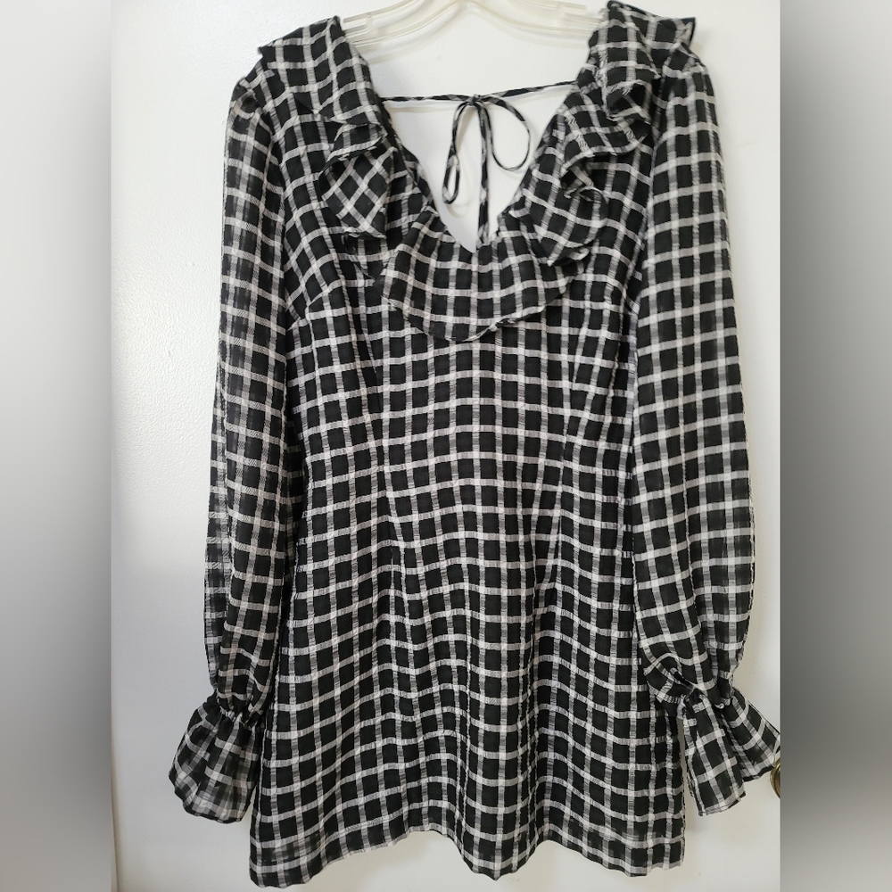 Tularosa Dress Black White Hazel Ruffle V-neck Long Sleeve Mini Small No Belt
